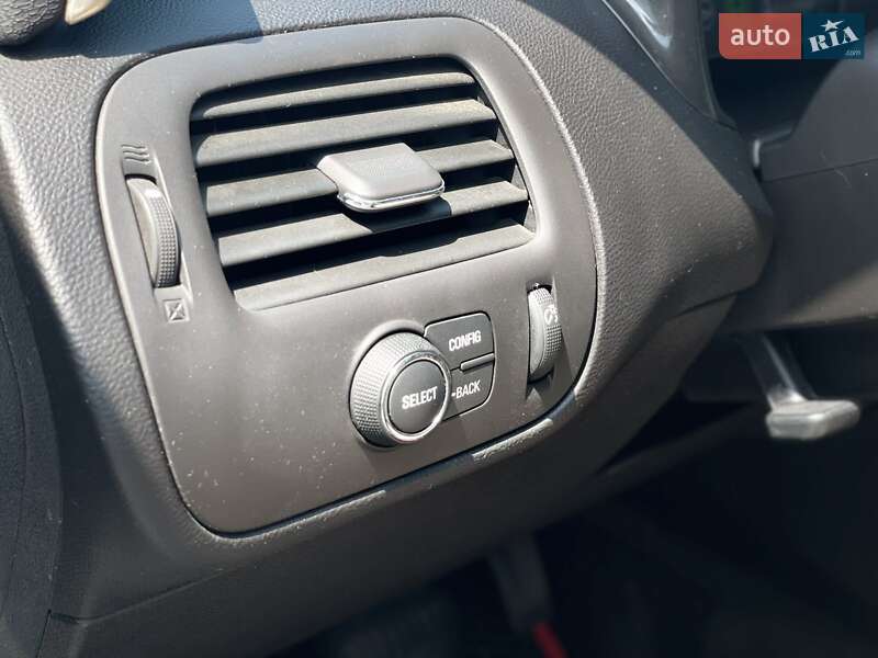 Хэтчбек Chevrolet Volt 2011 в Днепре