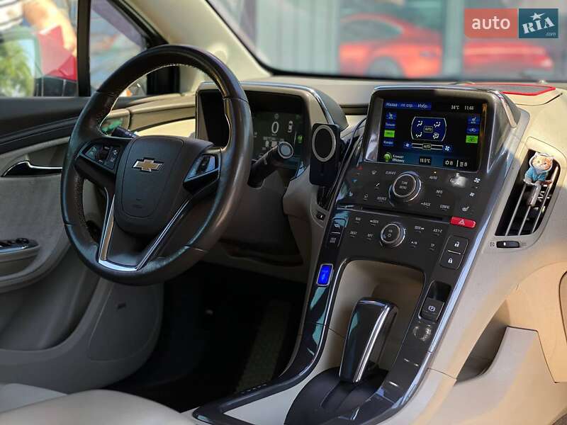 Хэтчбек Chevrolet Volt 2012 в Днепре