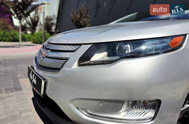 Хэтчбек Chevrolet Volt 2010 в 