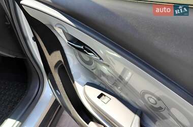 Хэтчбек Chevrolet Volt 2010 в 
