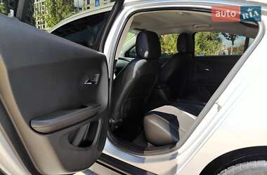 Хэтчбек Chevrolet Volt 2010 в 