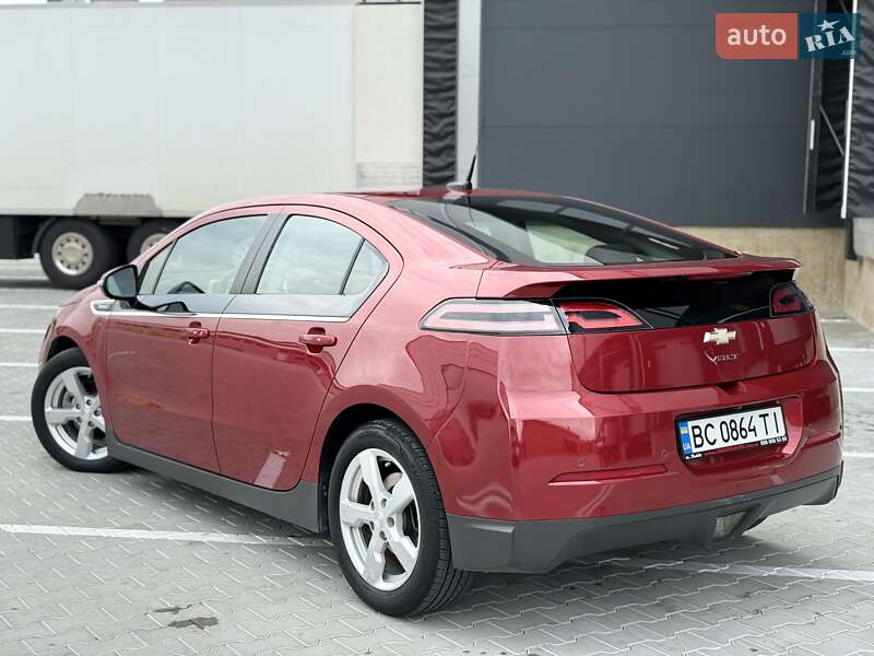 Хэтчбек Chevrolet Volt 2013 в Львове