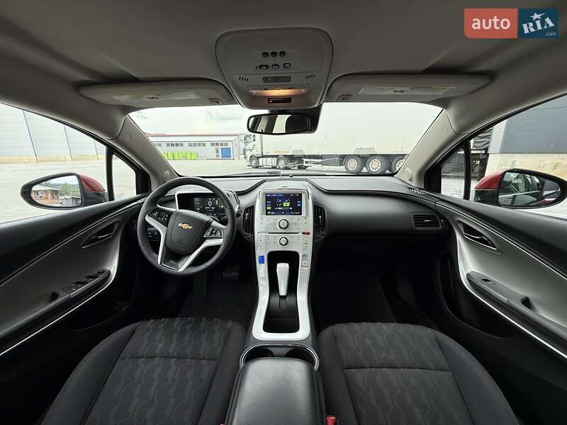 Хэтчбек Chevrolet Volt 2013 в Львове