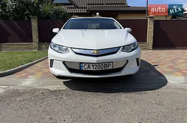 Хэтчбек Chevrolet Volt 2015 в 