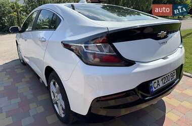Хэтчбек Chevrolet Volt 2015 в 
