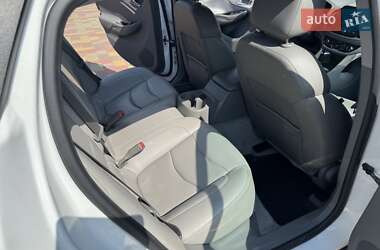 Хэтчбек Chevrolet Volt 2015 в 