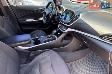 Хэтчбек Chevrolet Volt 2017 в 