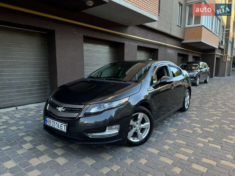 Хэтчбек Chevrolet Volt 2015 в Виннице