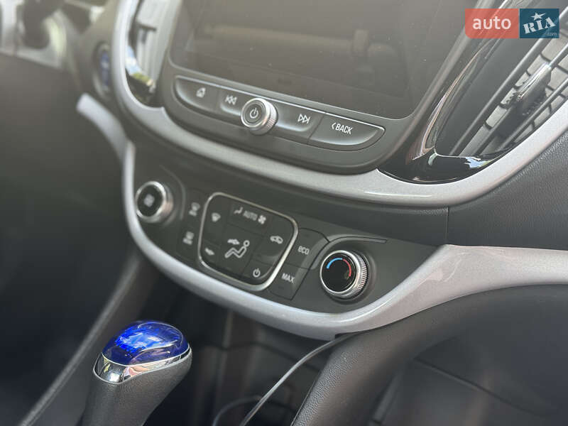 Хетчбек Chevrolet Volt 2017 в Києві