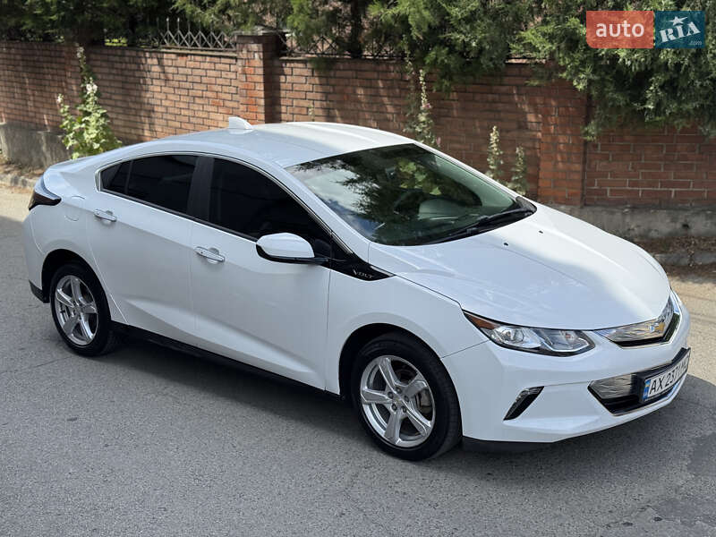 Хетчбек Chevrolet Volt 2017 в Києві