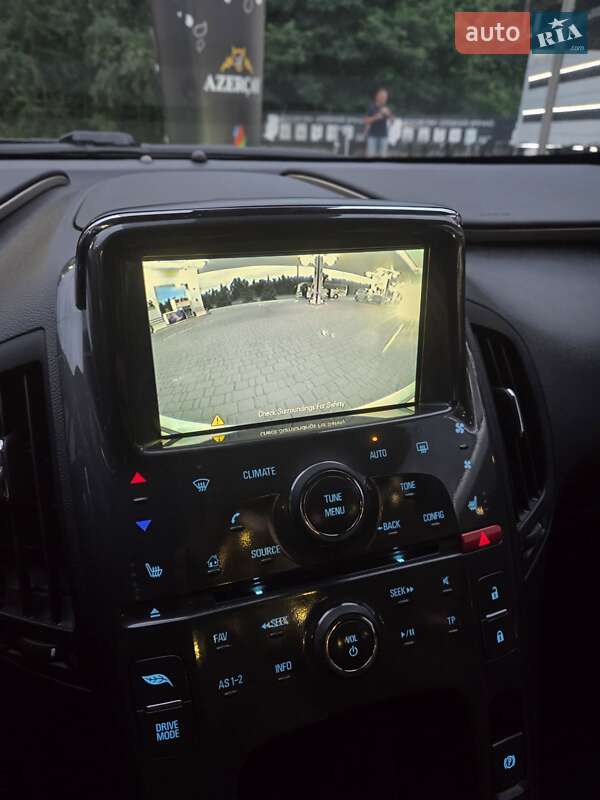 Хэтчбек Chevrolet Volt 2012 в Киеве