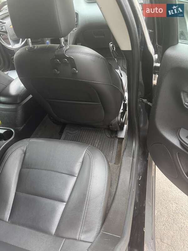 Хэтчбек Chevrolet Volt 2012 в Тернополе