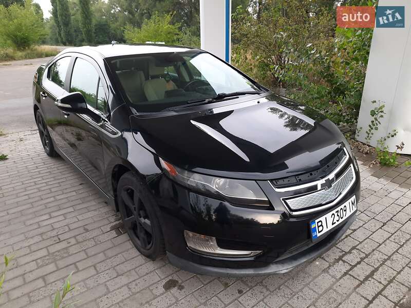 Хэтчбек Chevrolet Volt 2011 в Кременчуге