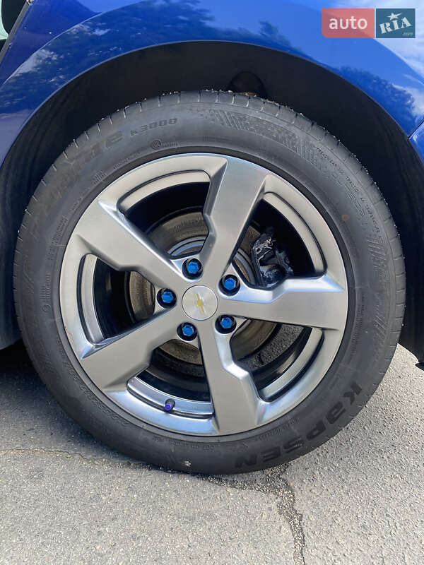 Хетчбек Chevrolet Volt 2012 в Запоріжжі