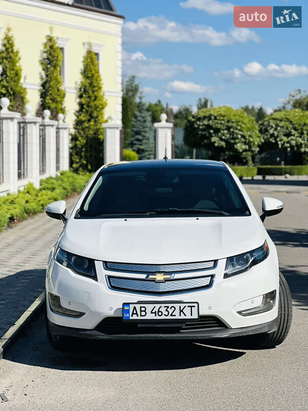 Хэтчбек Chevrolet Volt 2012 в Виннице