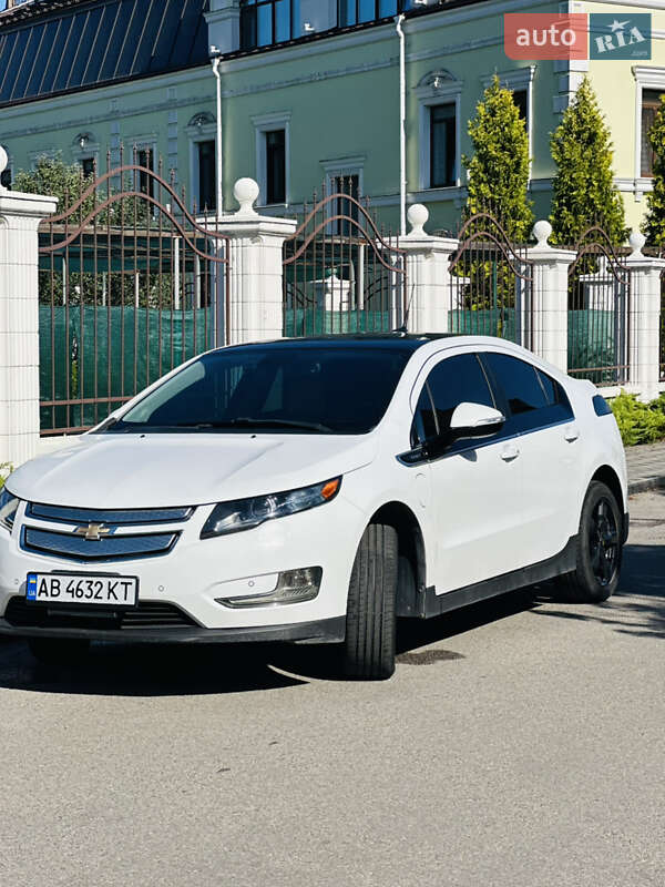 Хэтчбек Chevrolet Volt 2012 в Виннице