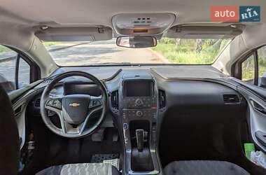 Хэтчбек Chevrolet Volt 2013 в 