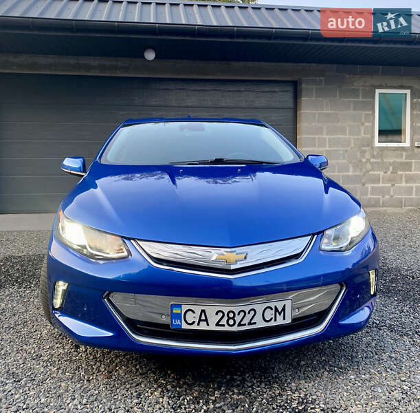 Хэтчбек Chevrolet Volt 2015 в Черкассах
