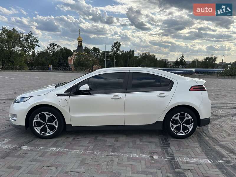 Хэтчбек Chevrolet Volt 2014 в Харькове фото 3 Хэтчбек Chevrolet Volt 2014 в Харькове