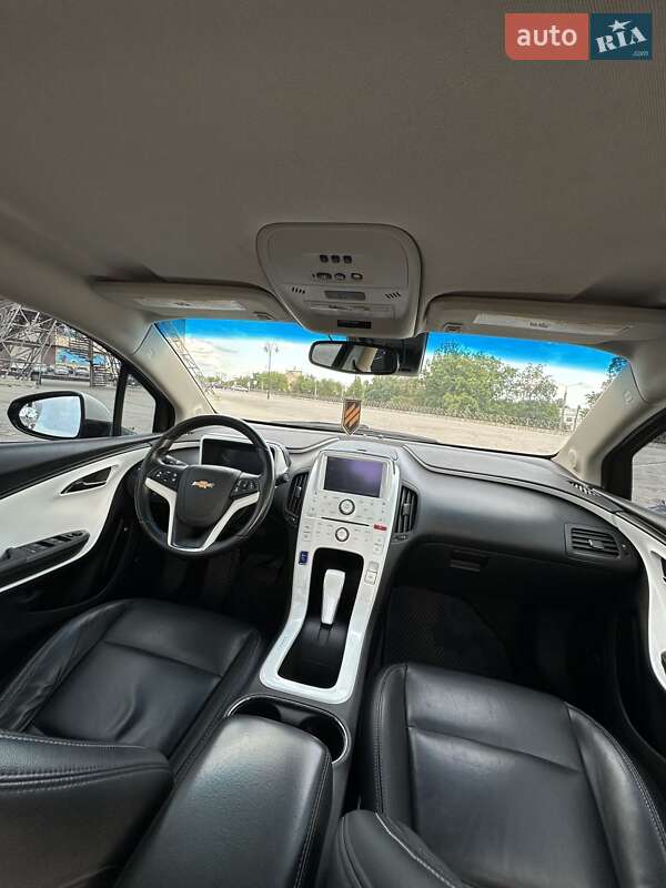 Хэтчбек Chevrolet Volt 2014 в Харькове