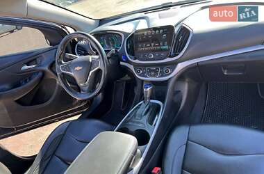 Хэтчбек Chevrolet Volt 2016 в 