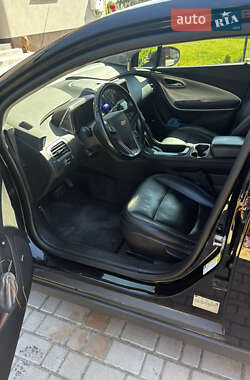 Хэтчбек Chevrolet Volt 2015 в 