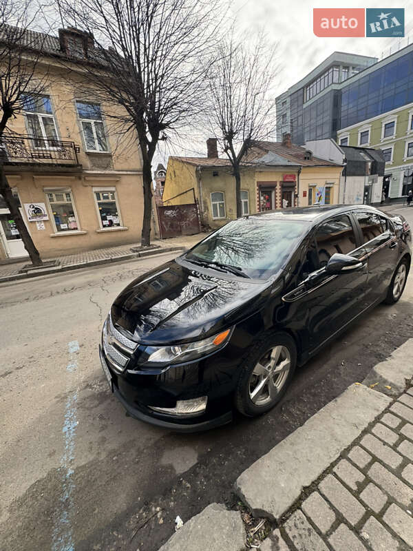 Хэтчбек Chevrolet Volt 2014 в Ивано-Франковске