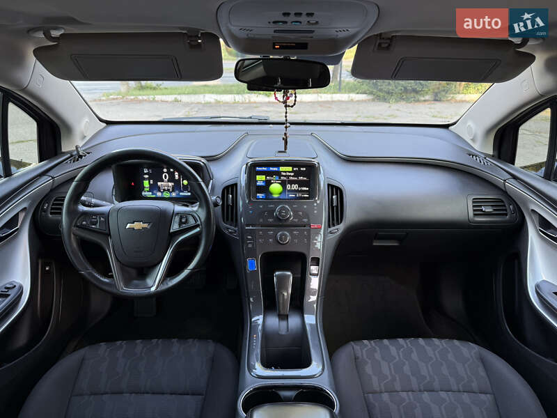 Хэтчбек Chevrolet Volt 2015 в Харькове