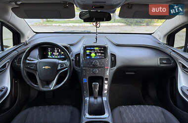 Хэтчбек Chevrolet Volt 2015 в 