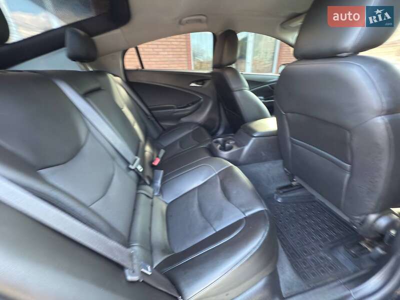 Хэтчбек Chevrolet Volt 2017 в Харькове