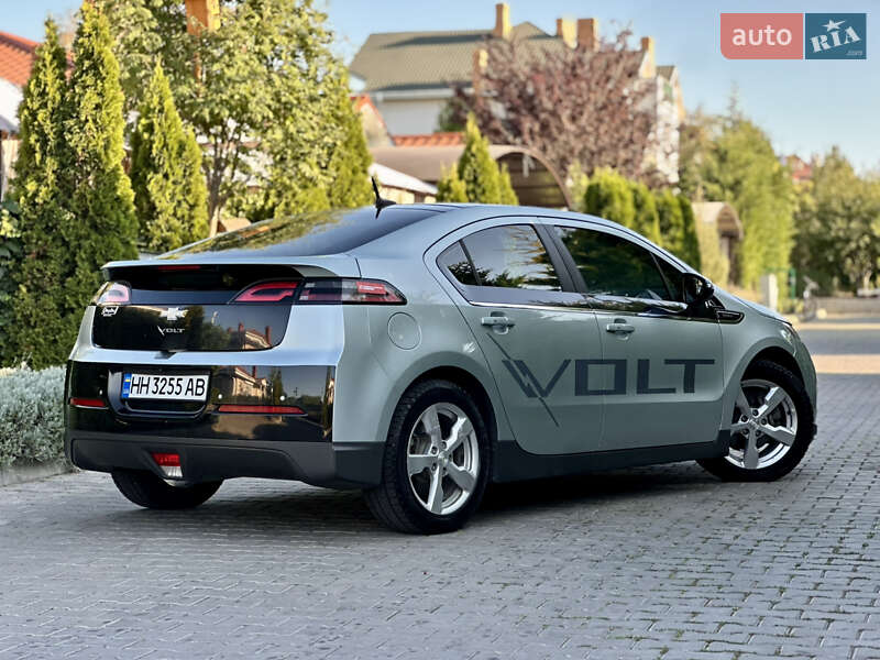 Хэтчбек Chevrolet Volt 2011 в Одессе