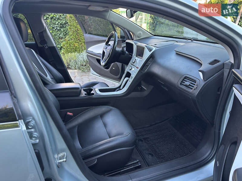Хэтчбек Chevrolet Volt 2011 в Одессе