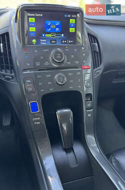 Хэтчбек Chevrolet Volt 2011 в 