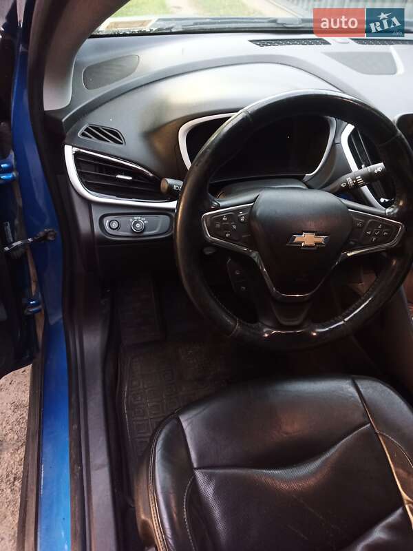 Хэтчбек Chevrolet Volt 2016 в Вараше
