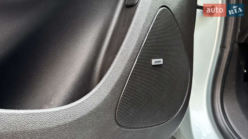 Хэтчбек Chevrolet Volt 2012 в Киеве фото 6 Хэтчбек Chevrolet Volt 2012 в Киеве