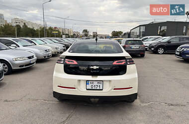 Хэтчбек Chevrolet Volt 2011 в 