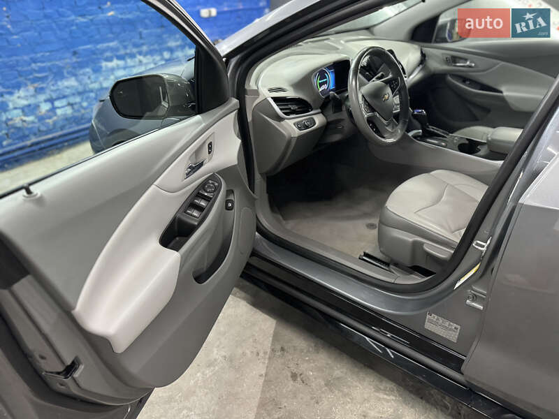 Хэтчбек Chevrolet Volt 2018 в Кременце