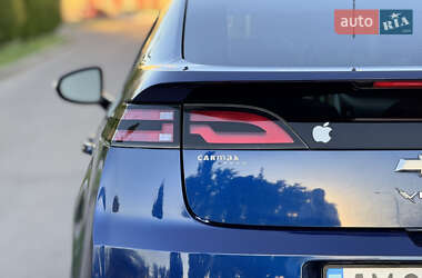 Хэтчбек Chevrolet Volt 2012 в 