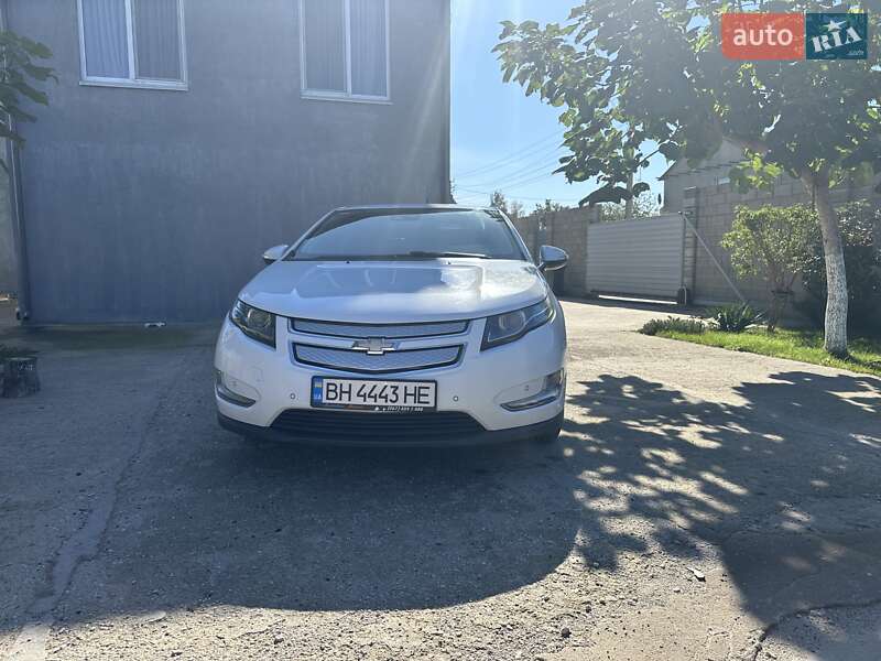 Хэтчбек Chevrolet Volt 2013 в Одессе фото 3 Хэтчбек Chevrolet Volt 2013 в Одессе