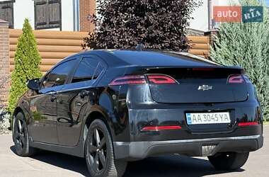 Хэтчбек Chevrolet Volt 2012 в 