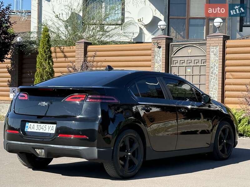 Хэтчбек Chevrolet Volt 2012 в Борисполе