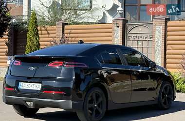 Хэтчбек Chevrolet Volt 2012 в 
