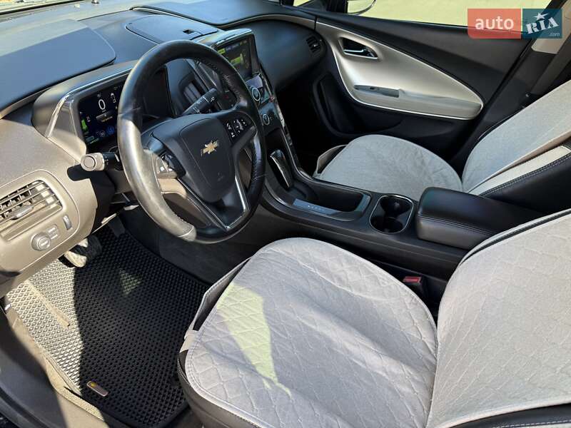 Хэтчбек Chevrolet Volt 2012 в Борисполе