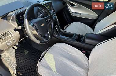 Хэтчбек Chevrolet Volt 2012 в 