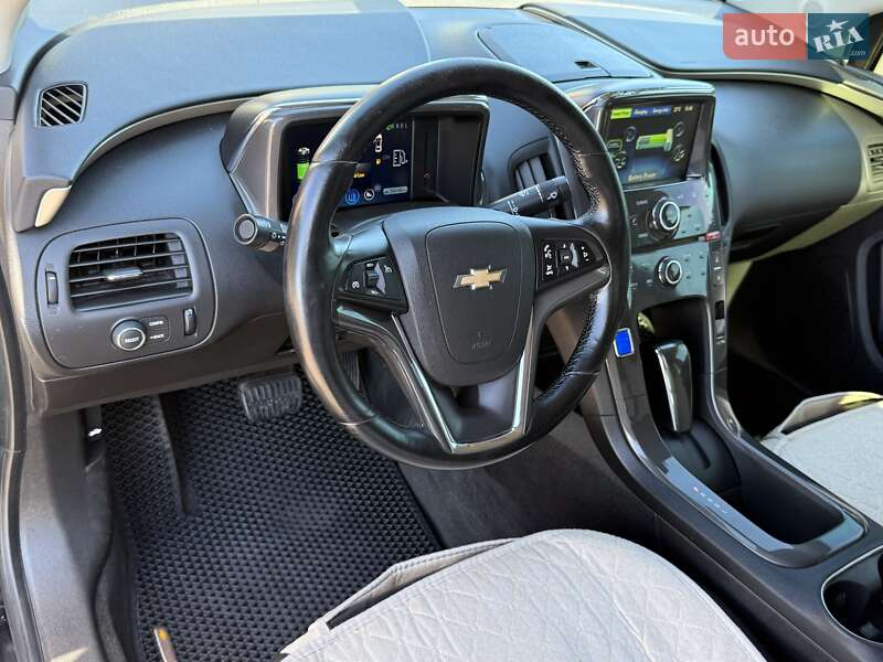 Хэтчбек Chevrolet Volt 2012 в Борисполе