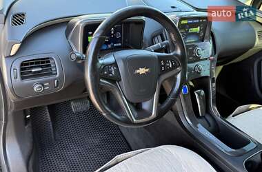 Хэтчбек Chevrolet Volt 2012 в 