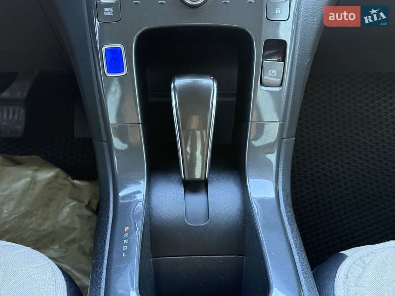 Хэтчбек Chevrolet Volt 2012 в Борисполе