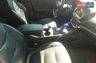 Хэтчбек Chevrolet Volt 2016 в 