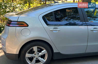 Хэтчбек Chevrolet Volt 2014 в 