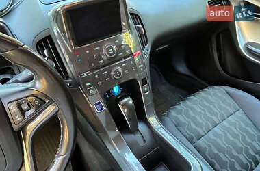 Хэтчбек Chevrolet Volt 2014 в 